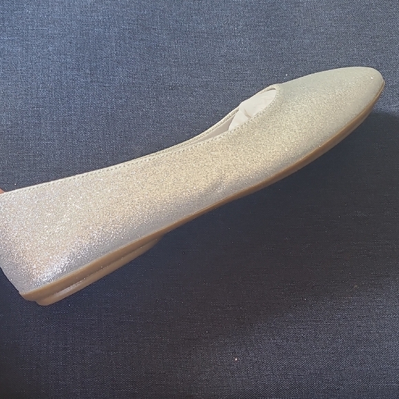 🟩🟩 Smartfit Women's Glitter Flats - Silver NWT - Picture 3 of 5